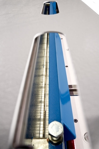 Elektrické nůžky na plech MTBS 2550-40 B s programovatelným zadním dorazem