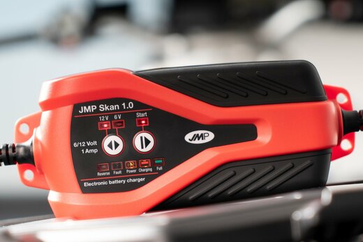 Nabíječka autobaterií 6V/12V, 1A, 2-40 Ah - JMP Skan 1.0