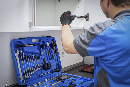 Sada nářadí: gola sada 1/4" a 1/2", klíče, kleště, šroubováky, 117 dílů - BGS 9029