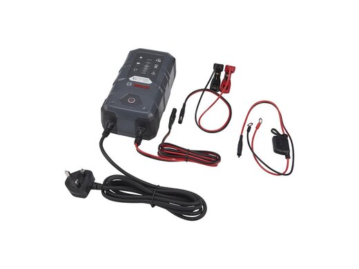 Nabíječka baterií 12V/24V, 14-300 Ah/14-120 Ah, 10A - Bosch C70